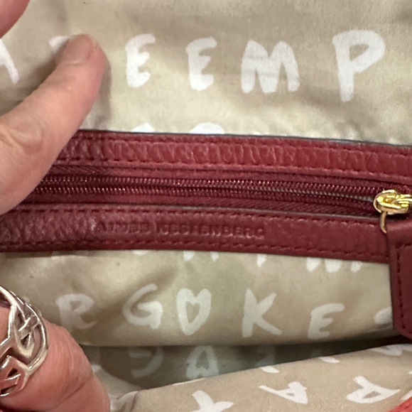 NWOT Aimee Kerstenberg Elegant burgundy suede crossbody Bag - Picture 3 of 4